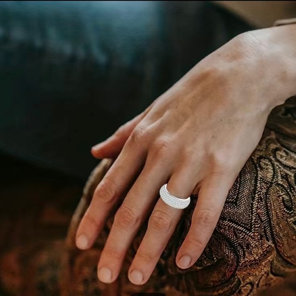 Men women’s Titanium Steel Ring For Man And Women, size 8 - Picture 5 of 5